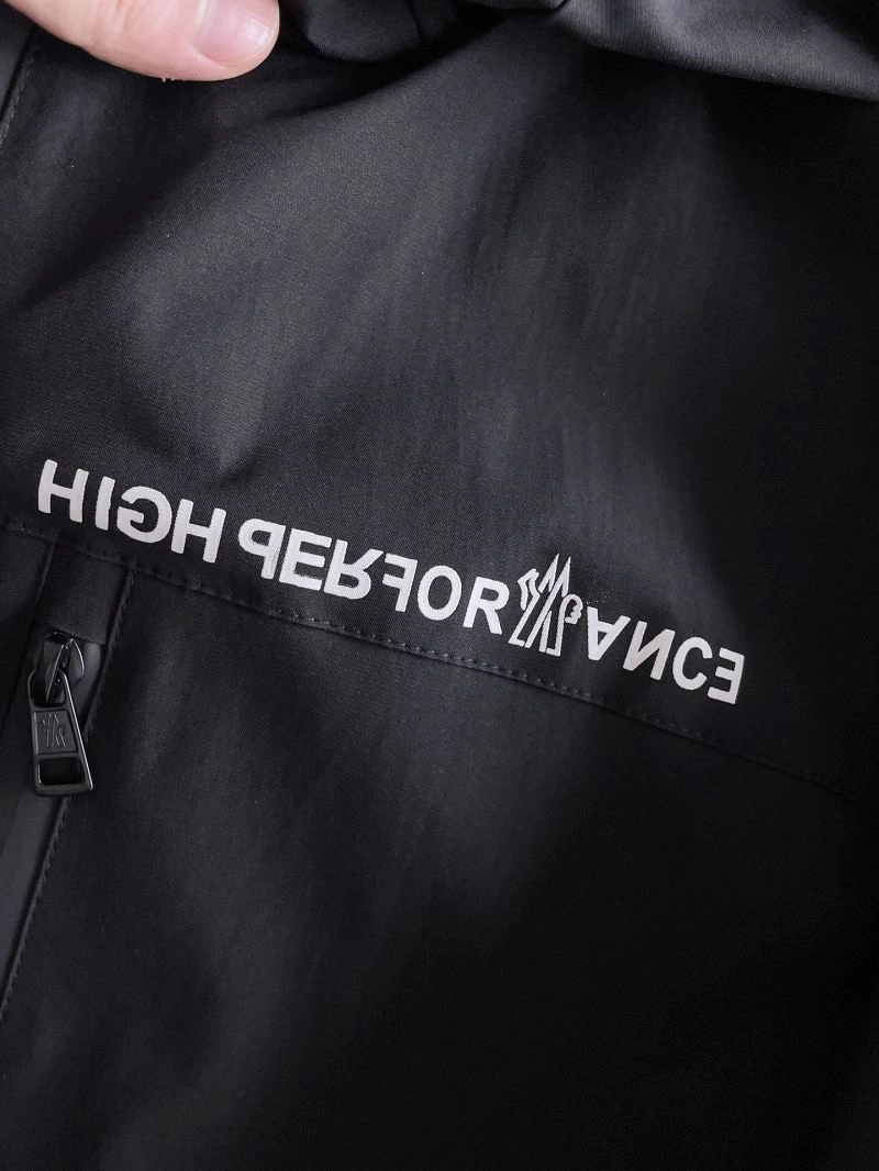 Moncler Outwear Youthful 142455