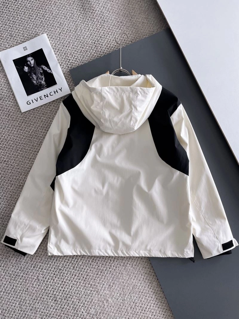 Unisex Moncler Outwear 142451