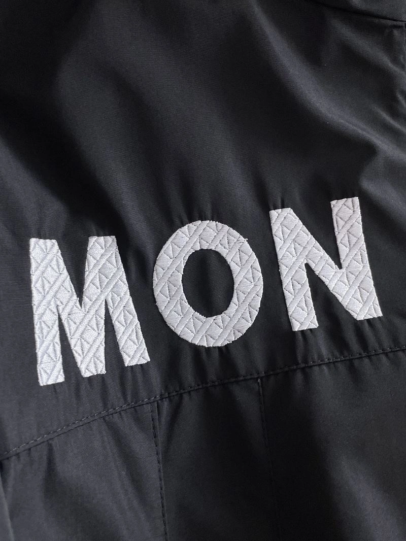 Moncler Outwear TravelReady 142452