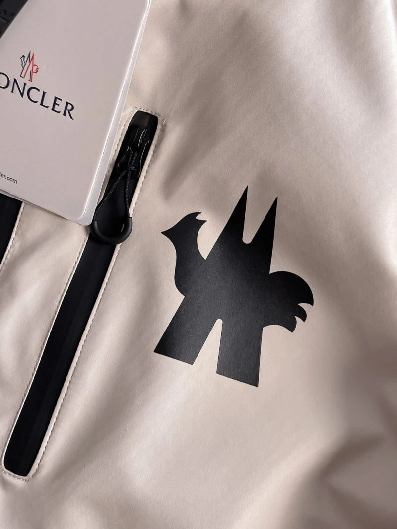 Moncler Outwear Upgraded 142460