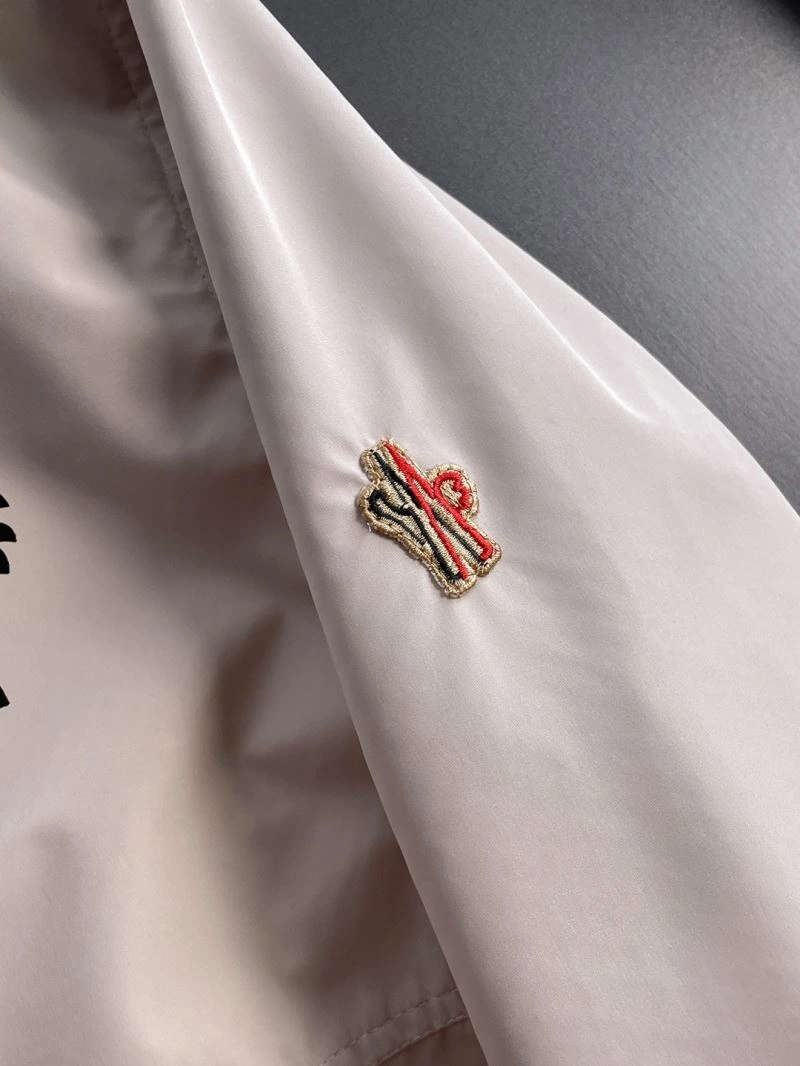 Moncler Outwear Upgraded 142460