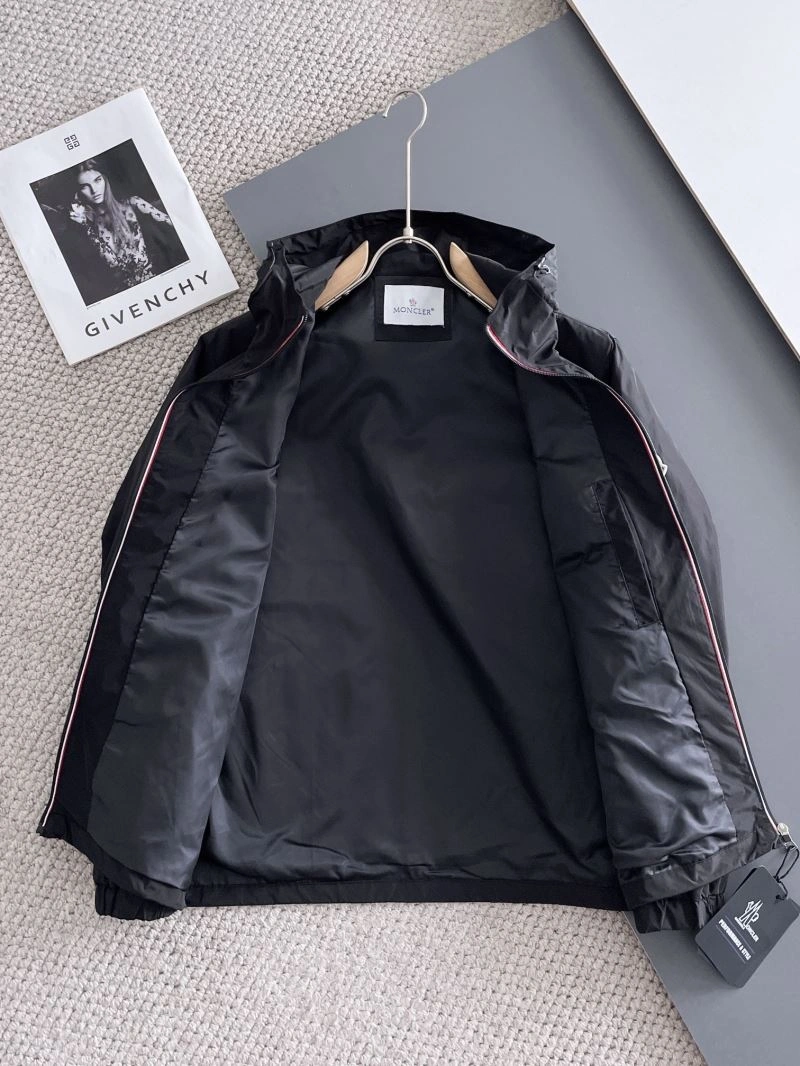 Moncler Outwear SmoothTexture 142449