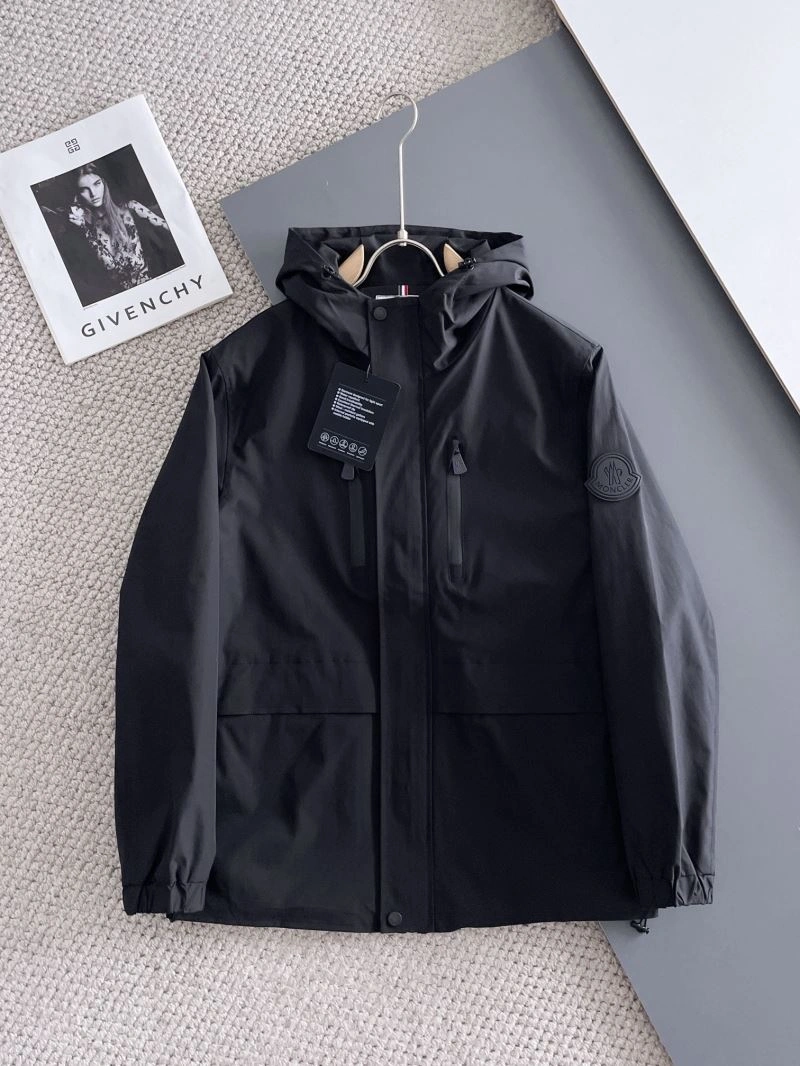 MoistureWicking Moncler Outwear 142457