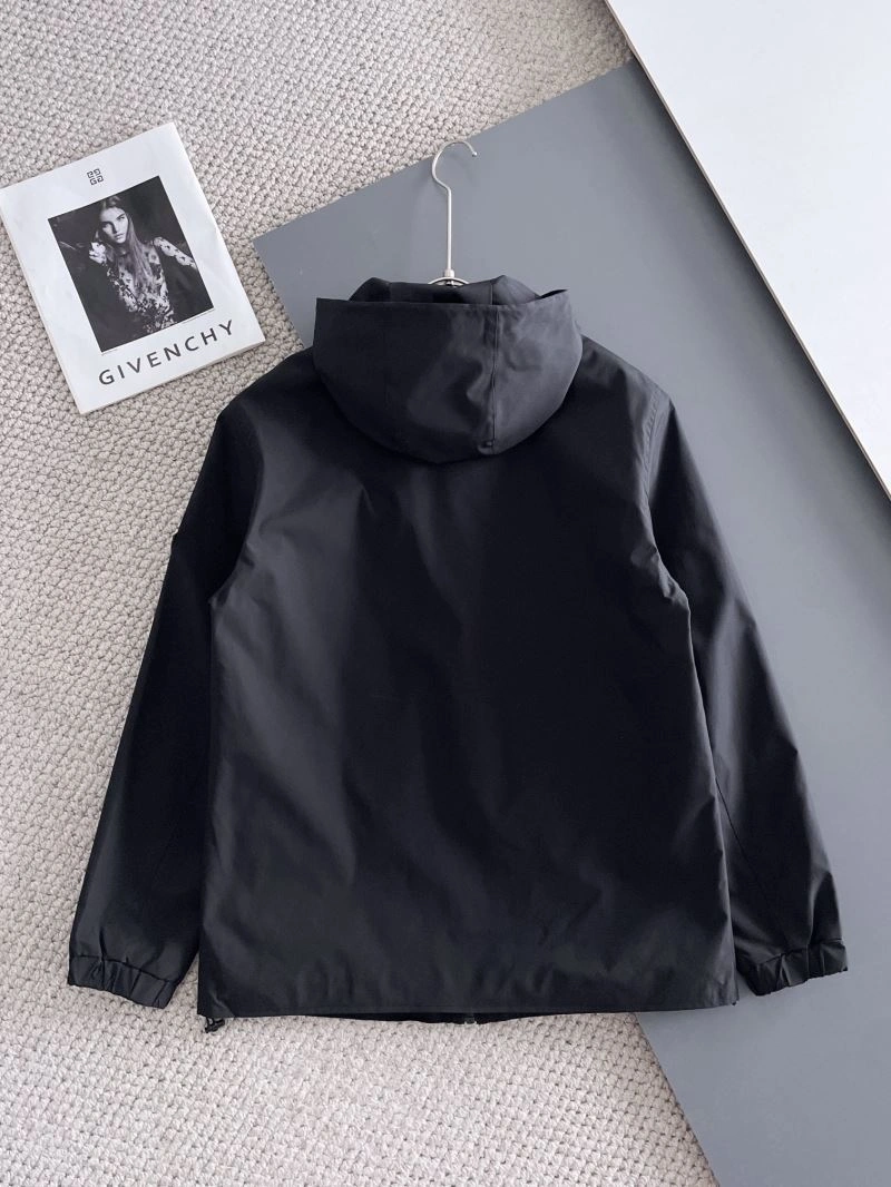 MoistureWicking Moncler Outwear 142457