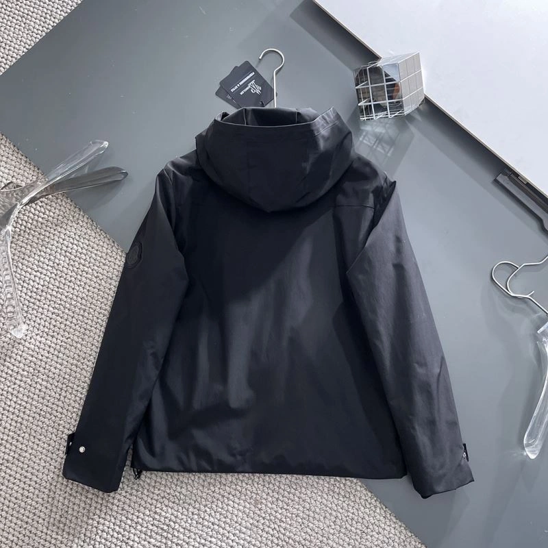 Efficient Moncler Outwear 142446