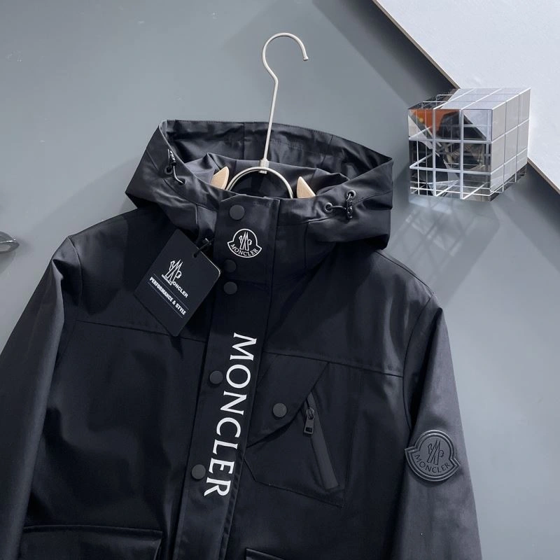Efficient Moncler Outwear 142446