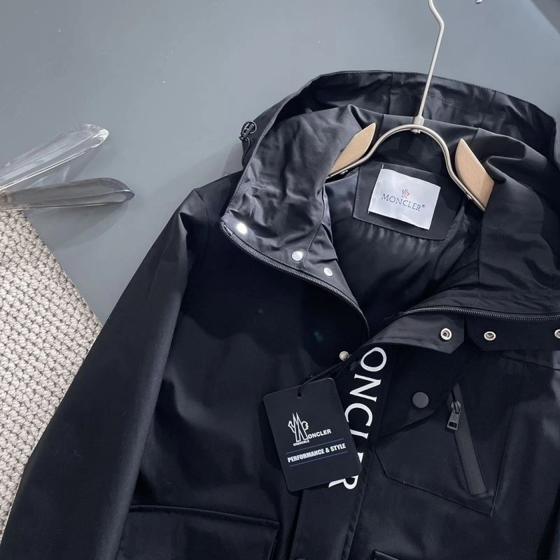 Efficient Moncler Outwear 142446