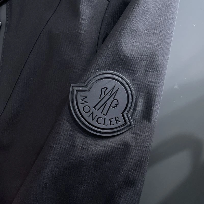 Efficient Moncler Outwear 142446
