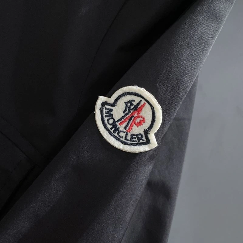 Moncler Outwear Popular 142441
