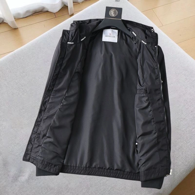 Moncler Outwear ZeroBulk 142442