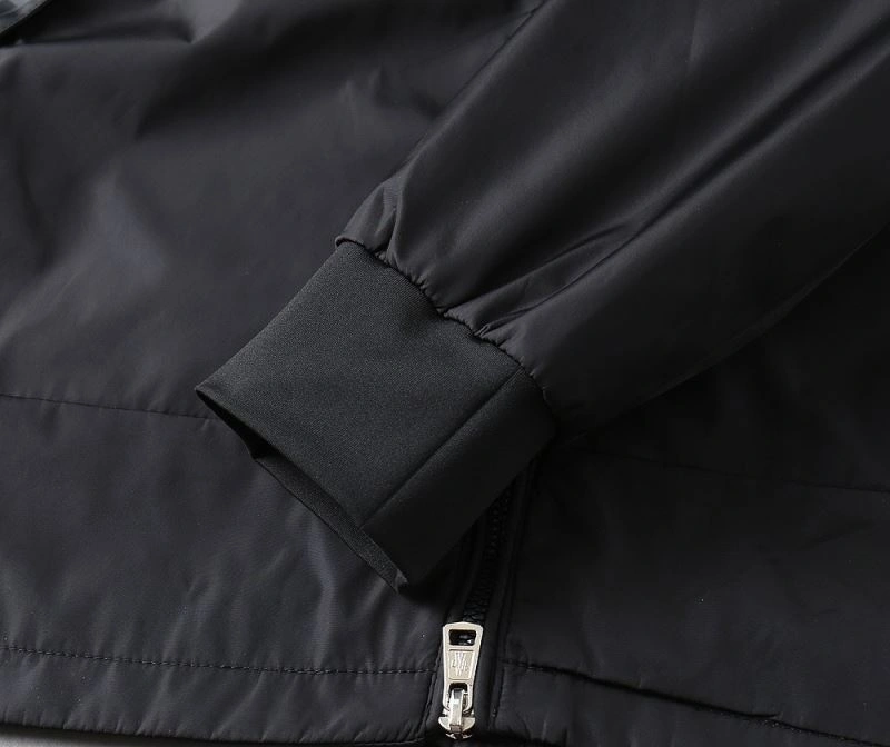 Moncler Outwear ZeroBulk 142442