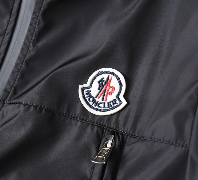 HighPerformance Moncler Outwear 142436