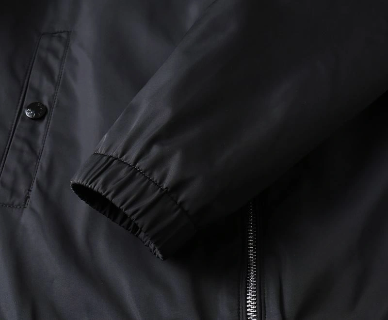 Versatile Moncler Outwear 142435