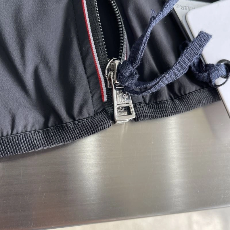 Moncler Outwear Thermal 142438
