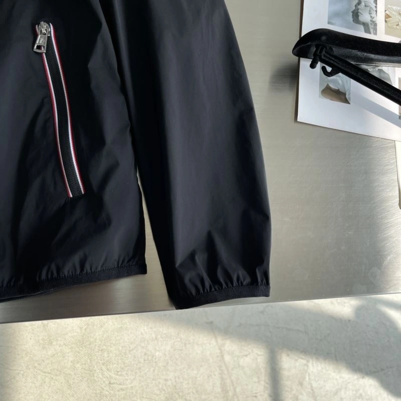 Moncler Outwear Thermal 142438