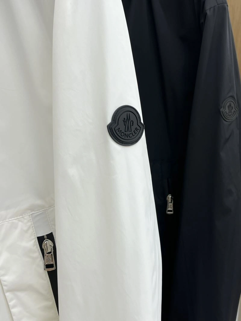 Moncler Outwear MultiPurpose 142429