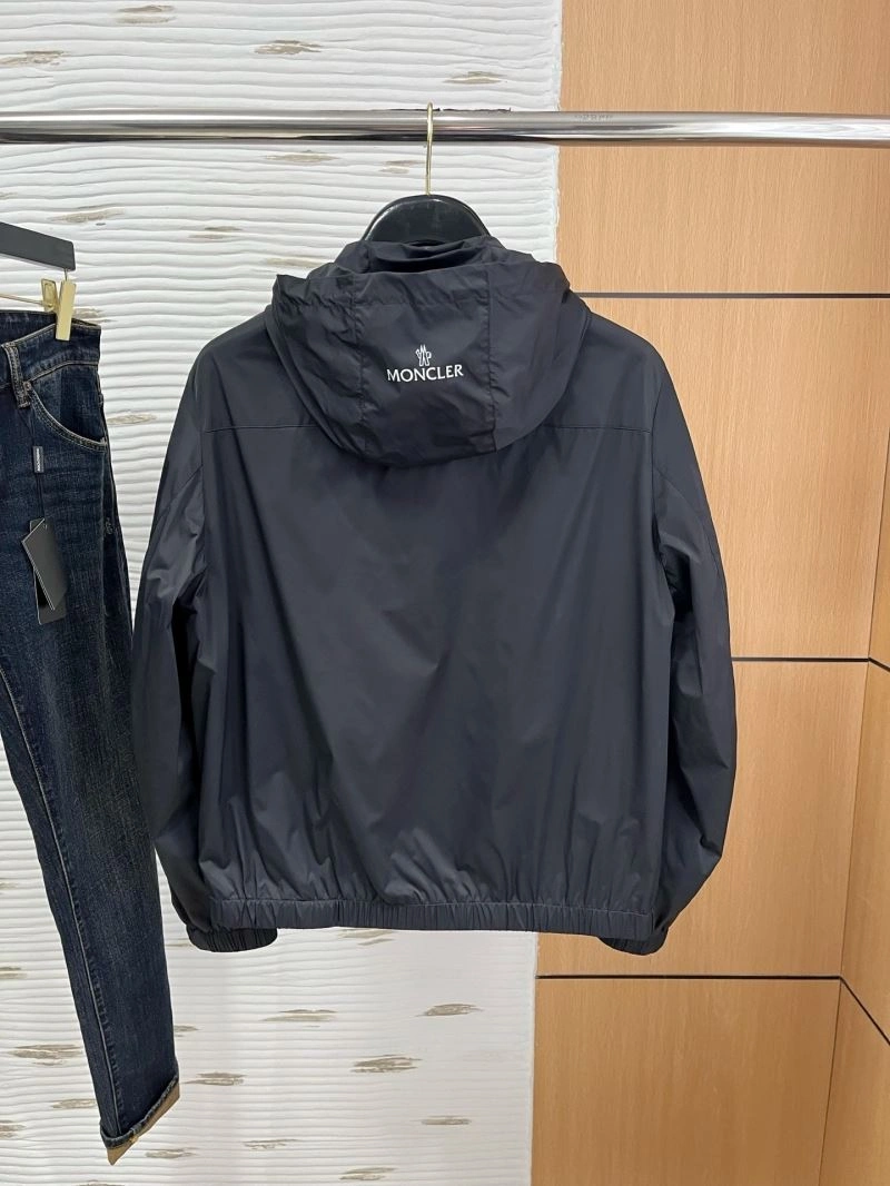 Moncler Outwear DailyWear 142431