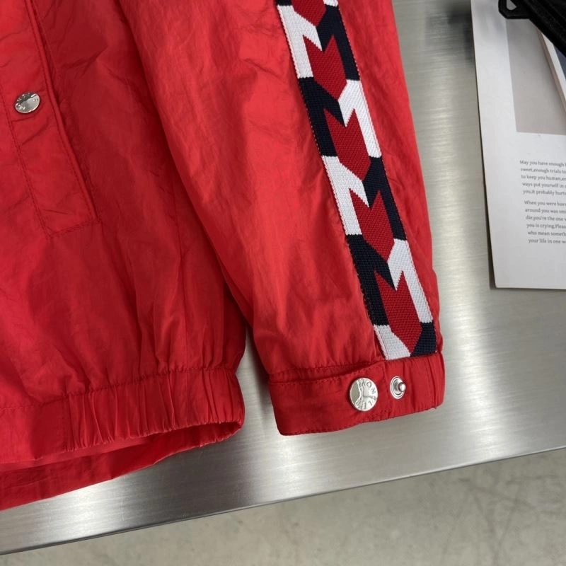 Durable Moncler Outwear 142423