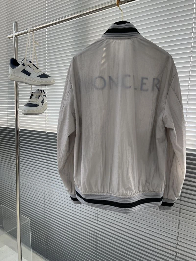 Moncler Outwear FreshLook 142420