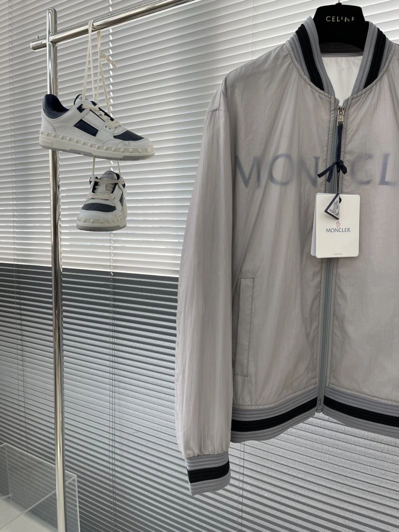 Moncler Outwear FreshLook 142420