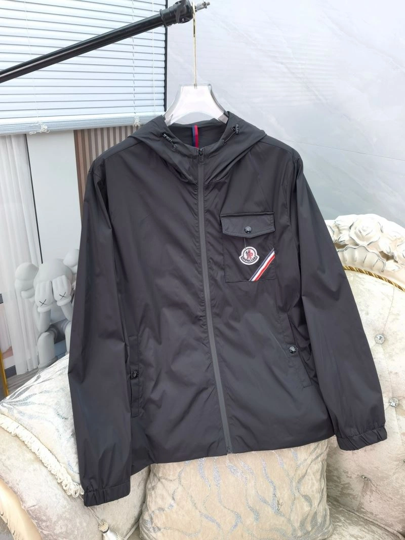 Moncler Outwear WrinkleFree 142418
