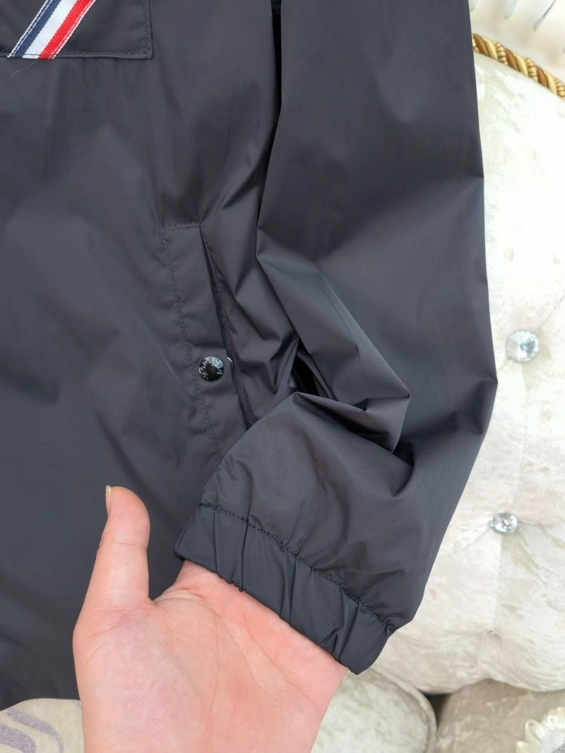 Moncler Outwear WrinkleFree 142418