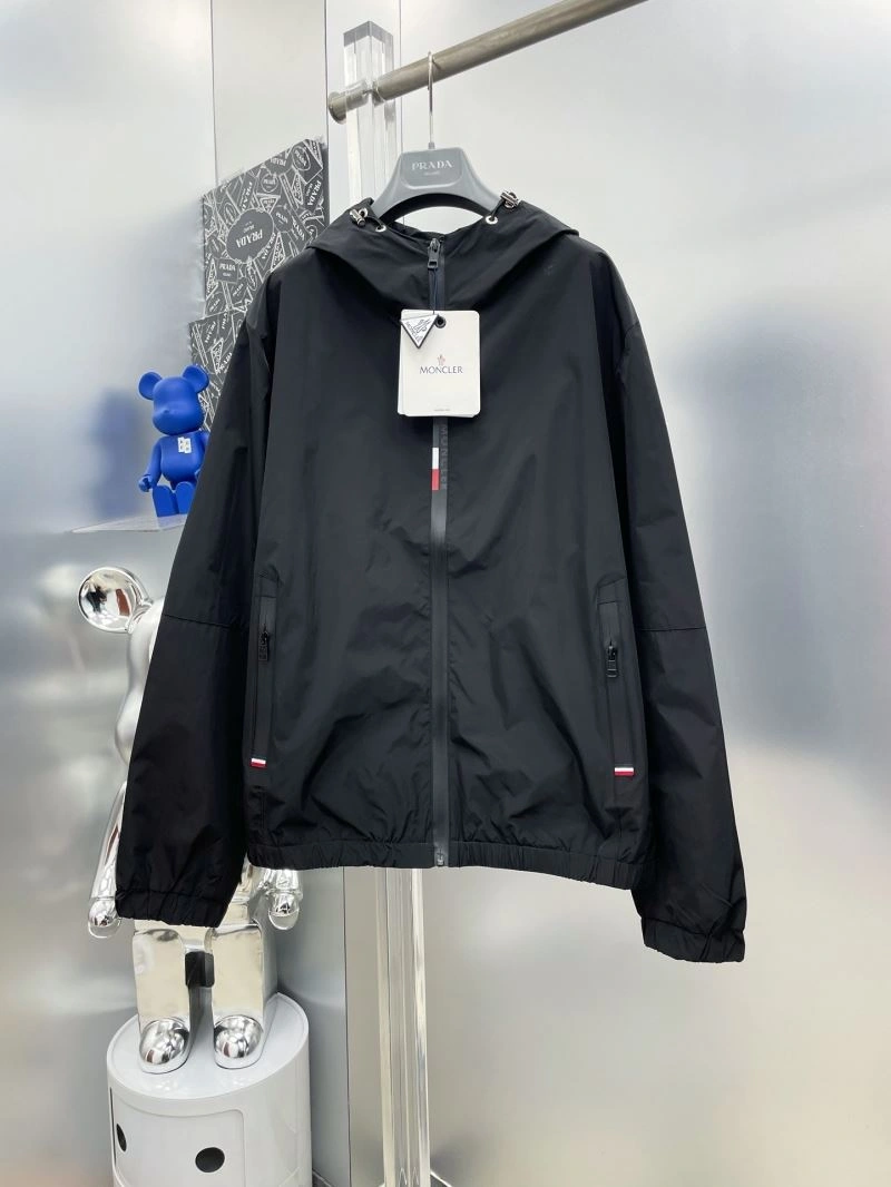 Affordable Moncler Outwear 142432