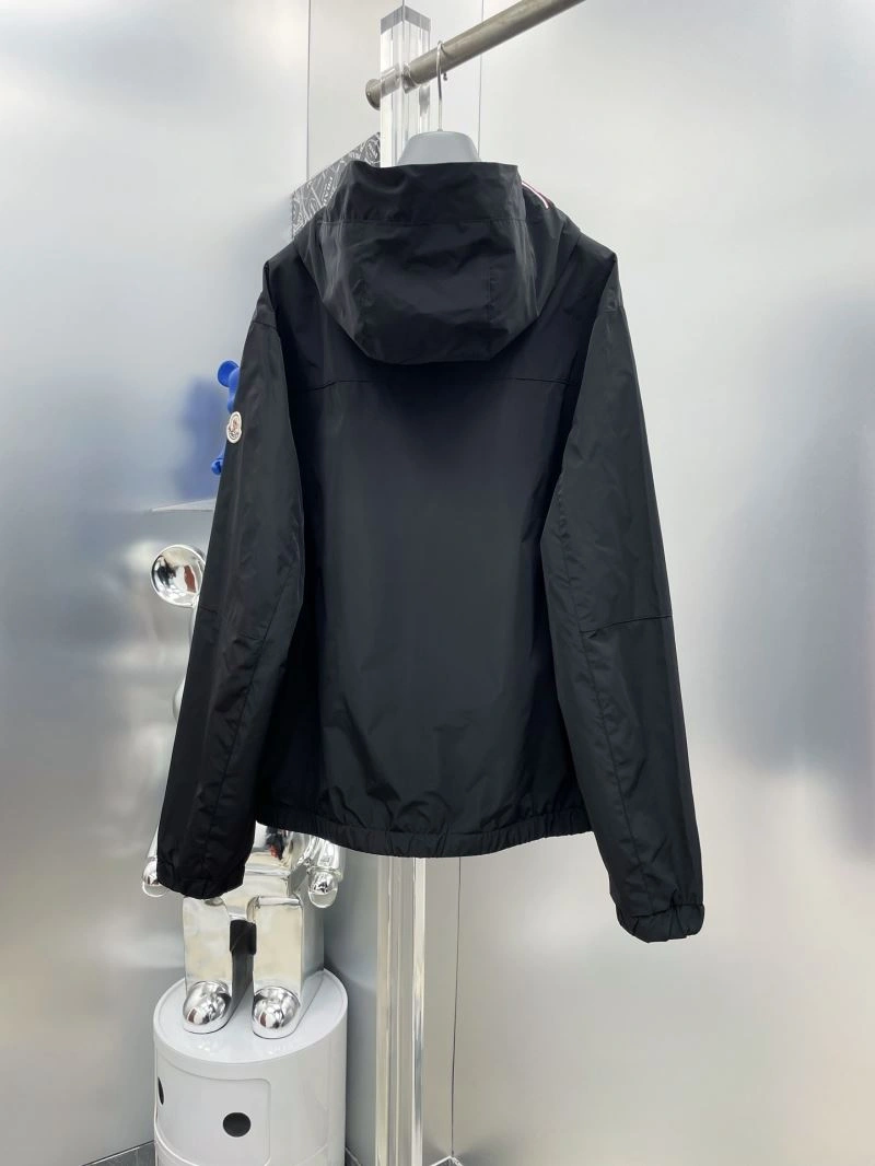 Affordable Moncler Outwear 142432