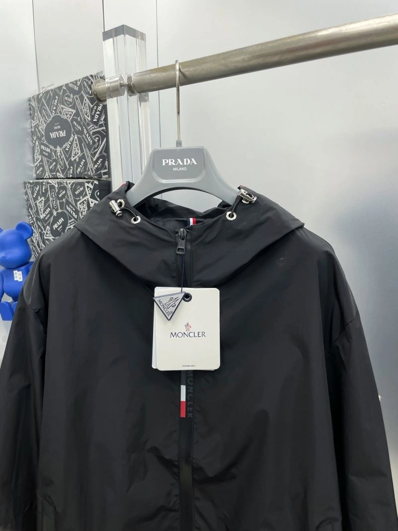 Affordable Moncler Outwear 142432
