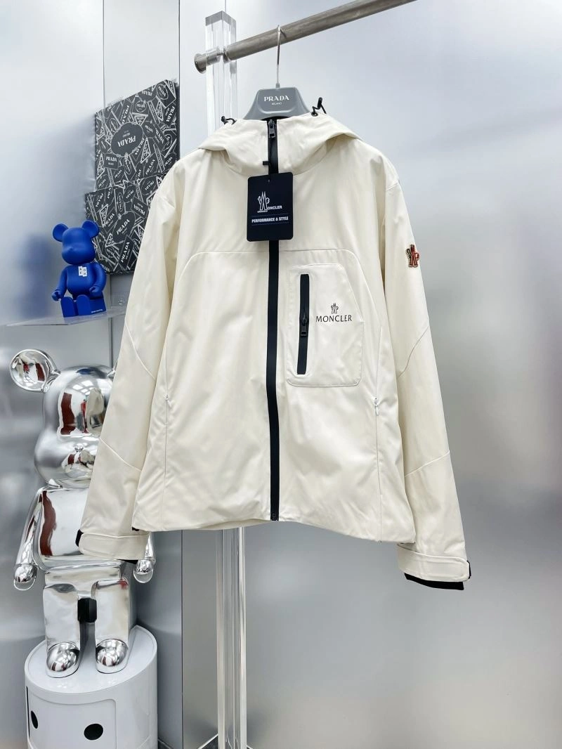SportInspired Moncler Outwear 142414