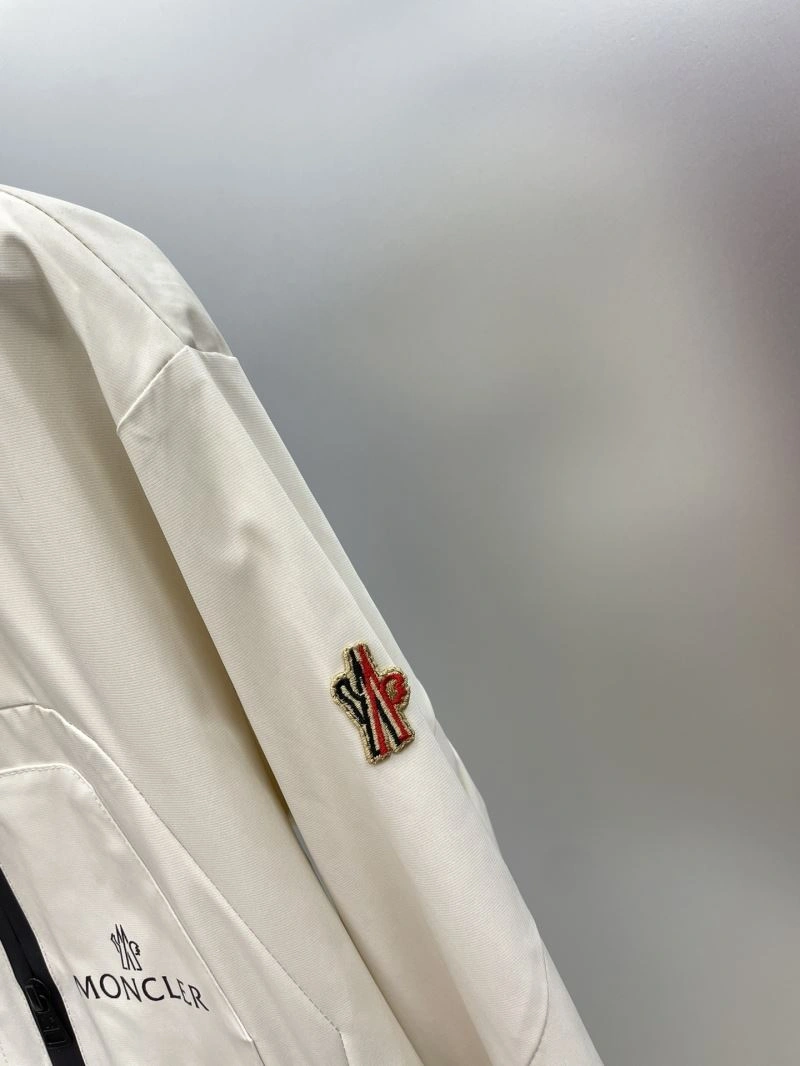SportInspired Moncler Outwear 142414