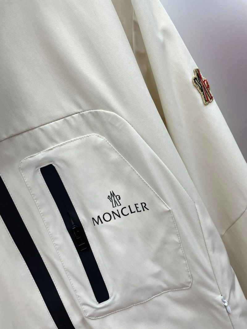 SportInspired Moncler Outwear 142414
