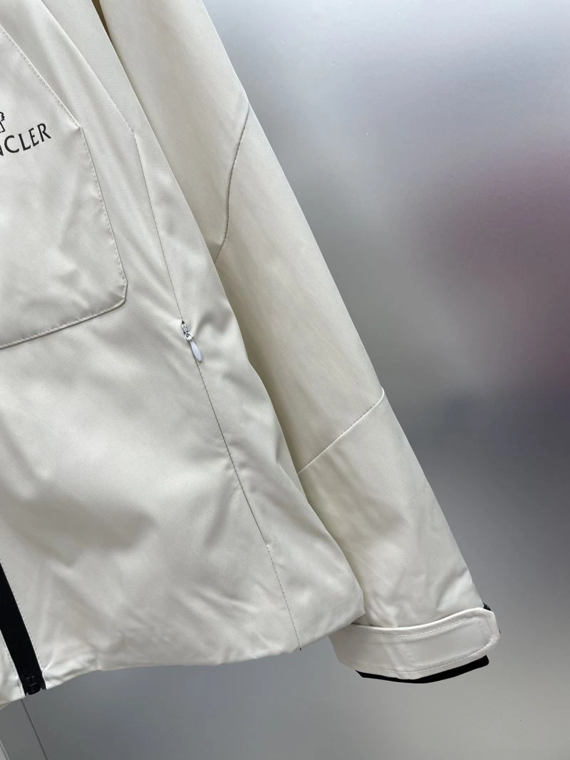 SportInspired Moncler Outwear 142414