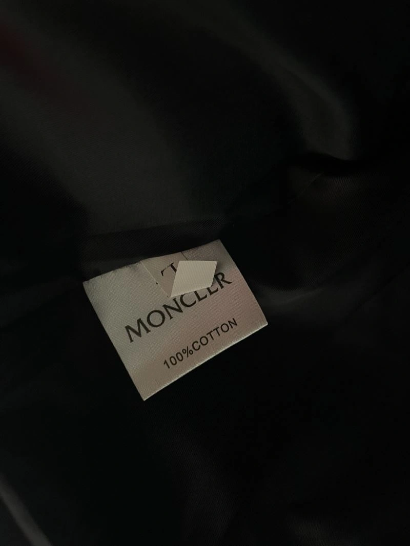 HighPerformance Moncler Outwear 142422