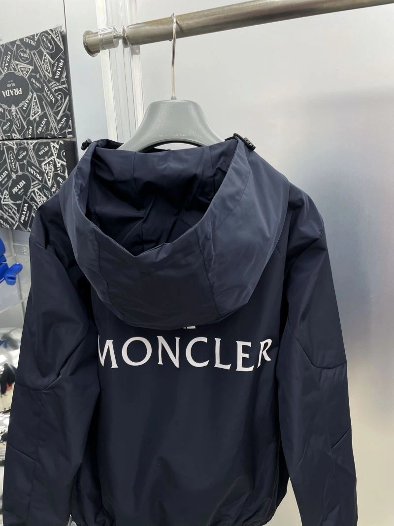 Fashionable Moncler Outwear 142407
