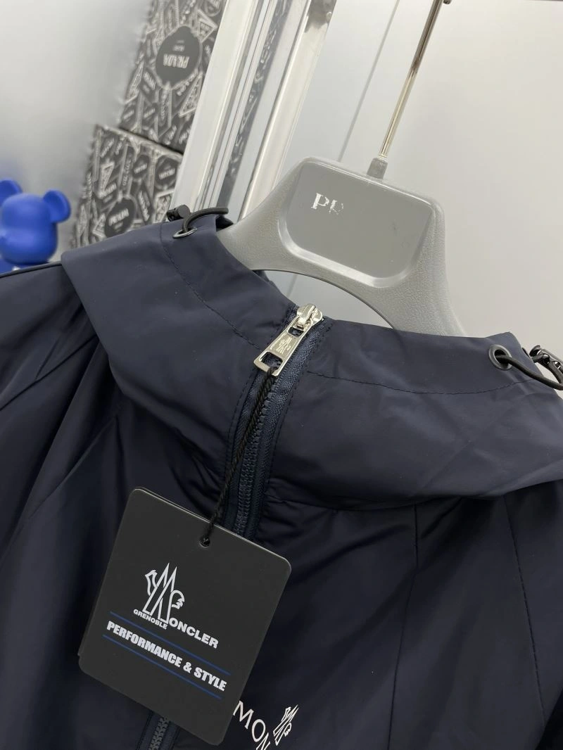 Fashionable Moncler Outwear 142407
