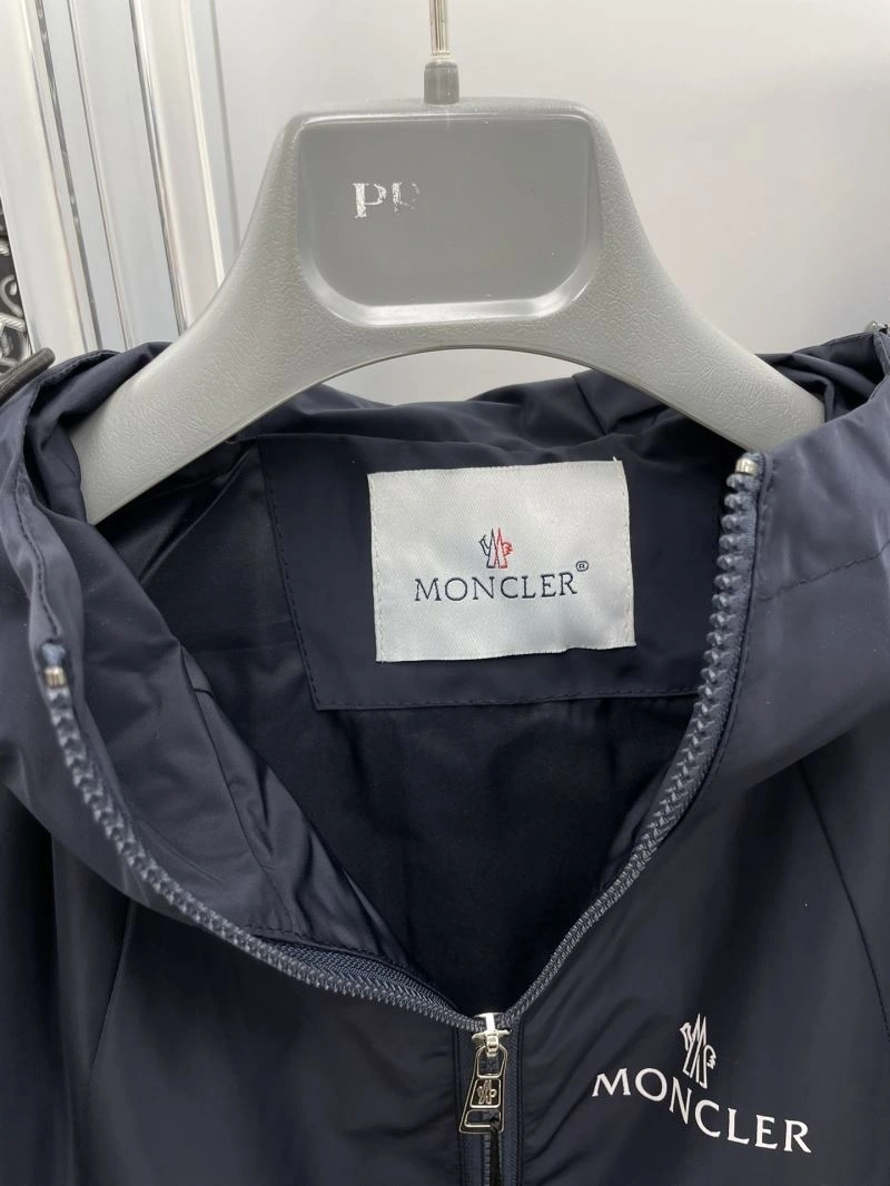 Fashionable Moncler Outwear 142407