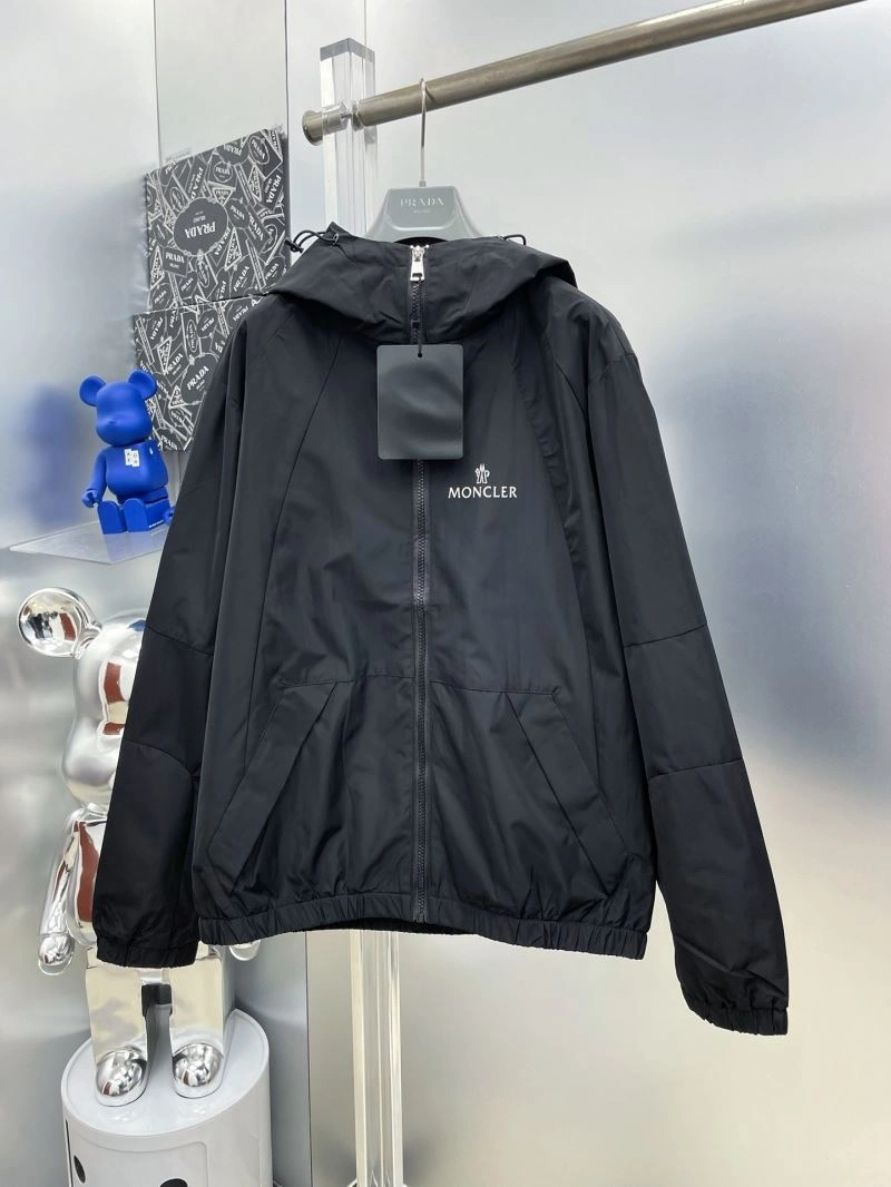 Moncler Outwear HighQuality 142406