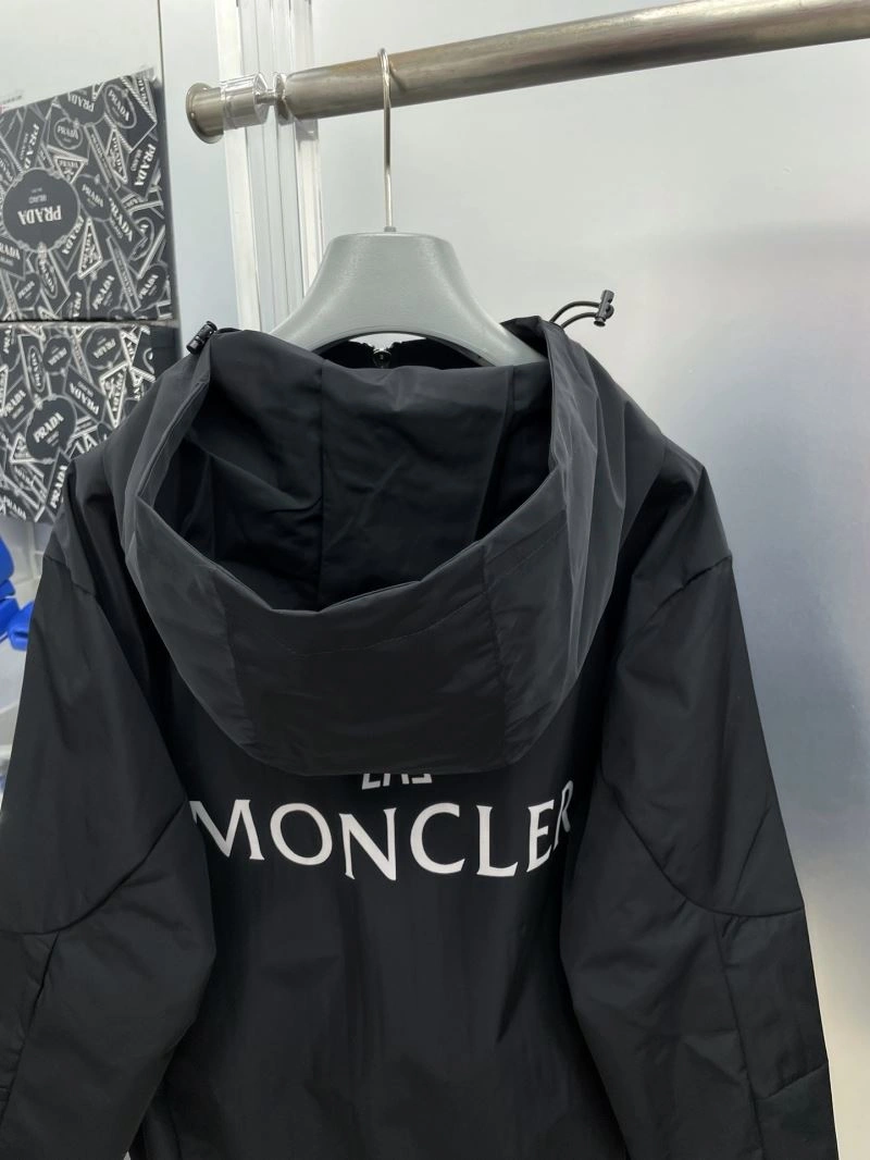 Moncler Outwear HighQuality 142406