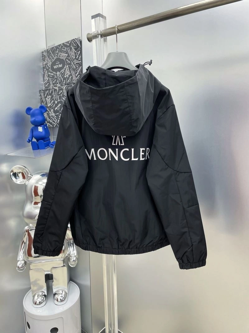Moncler Outwear HighQuality 142406