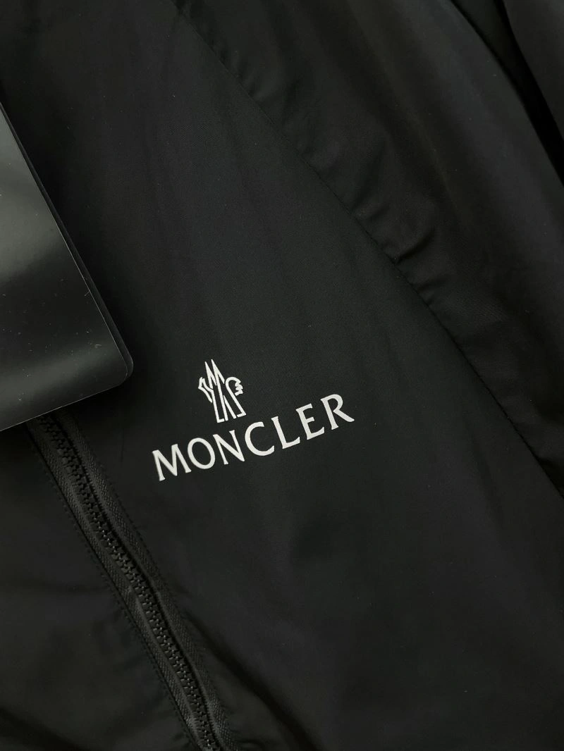 Moncler Outwear HighQuality 142406