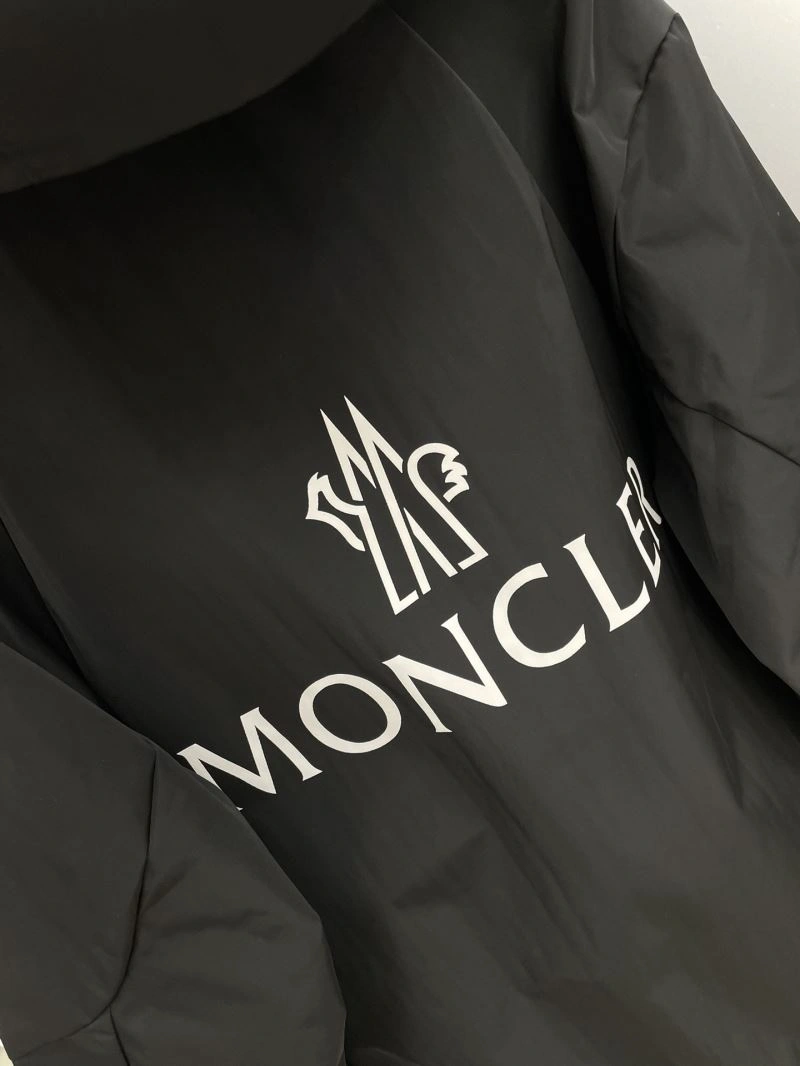 Moncler Outwear HighQuality 142406
