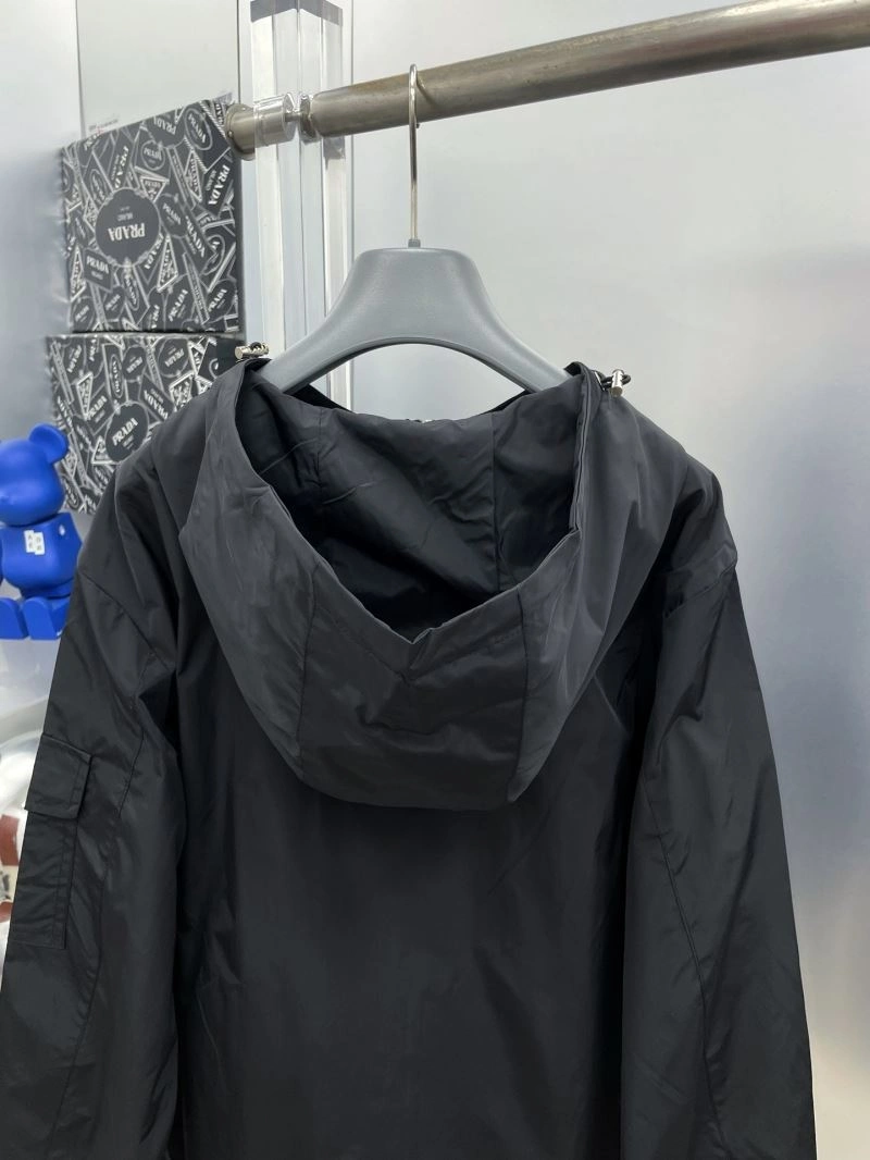 Reliable Moncler Outwear 142405