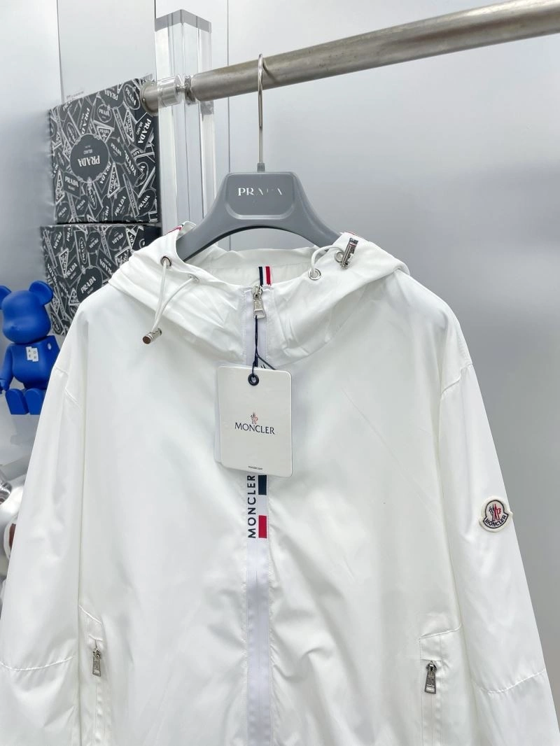 Moncler Outwear Upgraded 142415