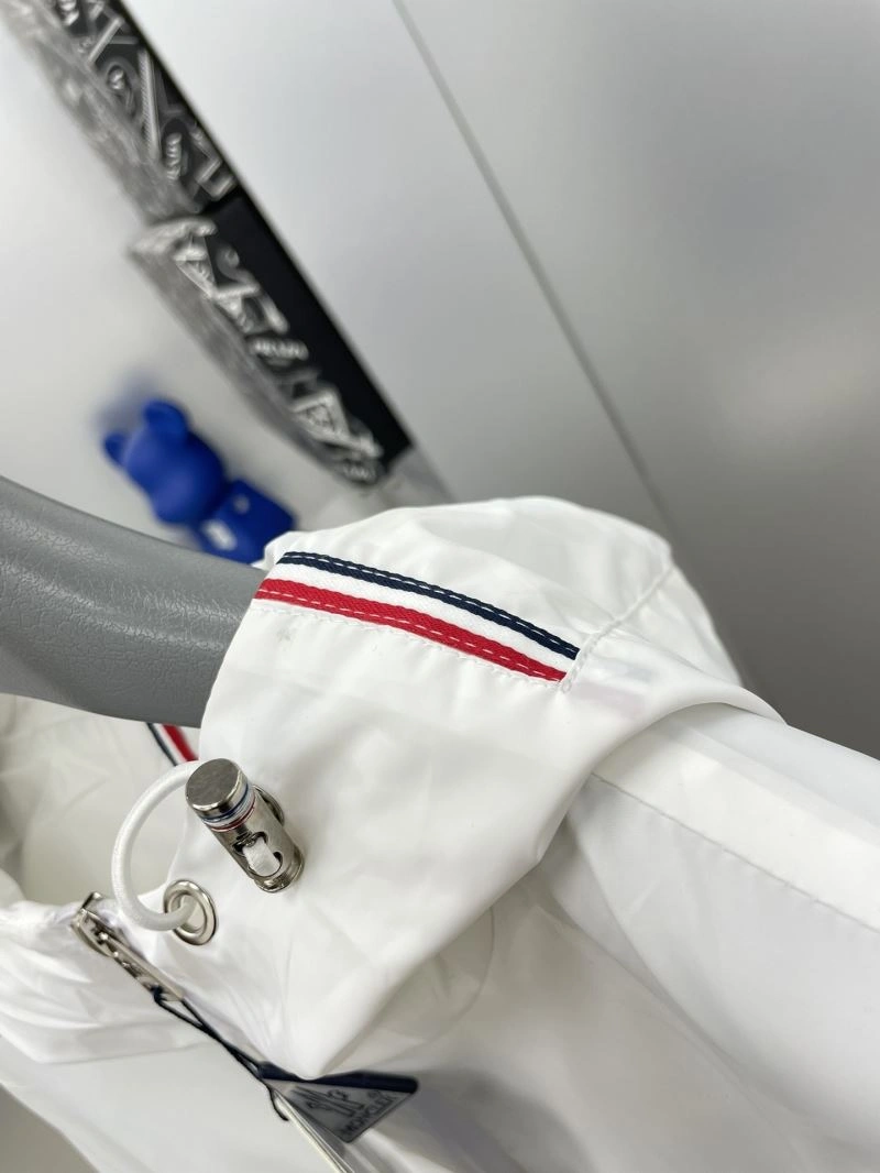 Moncler Outwear Upgraded 142415