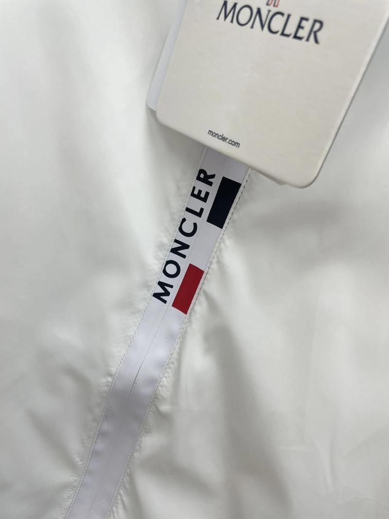 Moncler Outwear Upgraded 142415