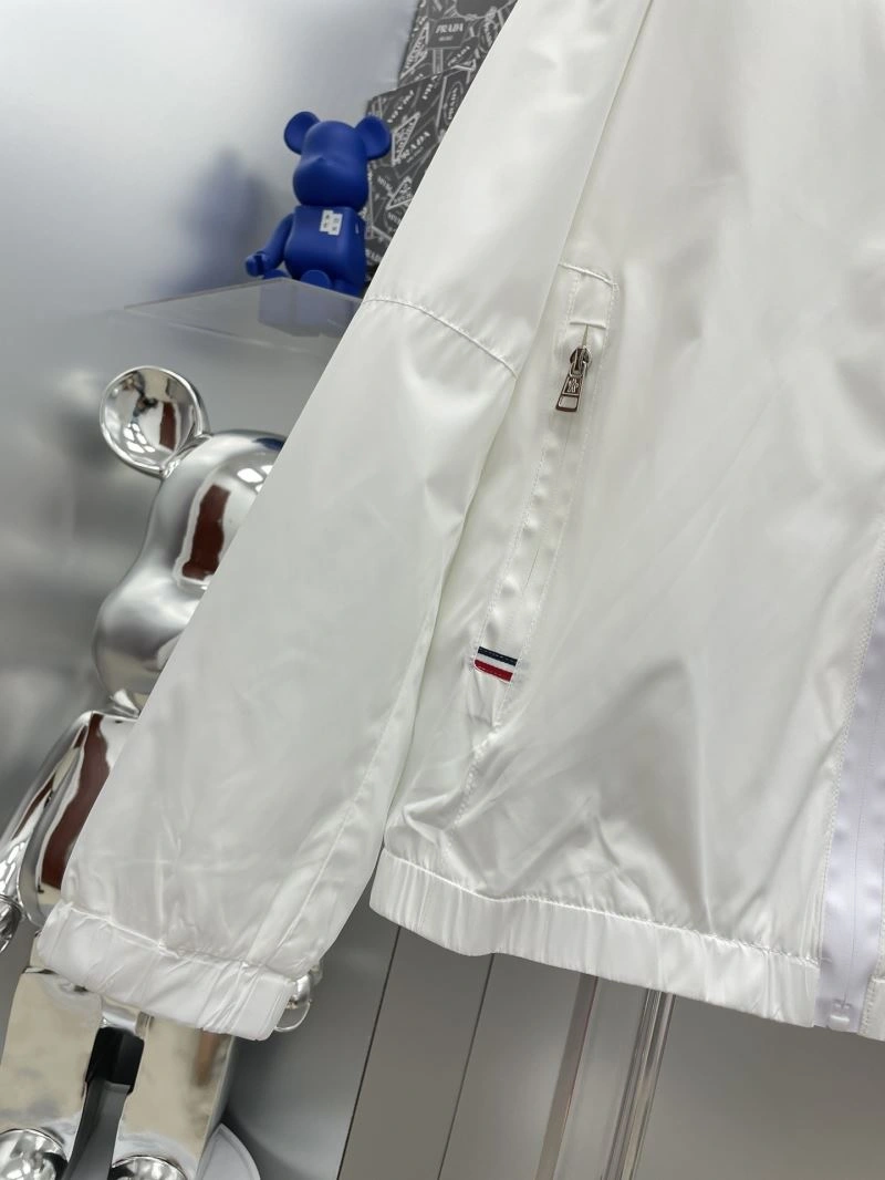 Moncler Outwear Upgraded 142415