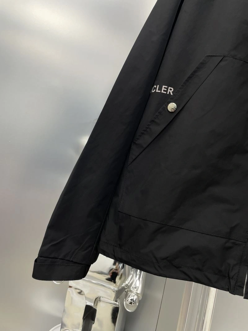 MultiPurpose Moncler Outwear 142396