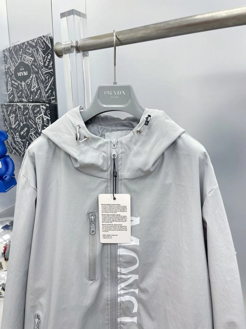 Sophisticated Moncler Outwear 142399