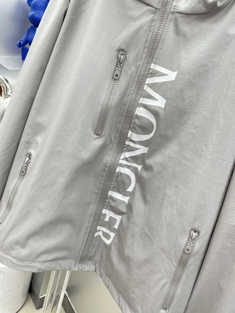 Sophisticated Moncler Outwear 142399